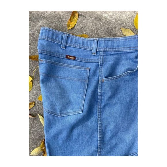 Vintage Wrangler High Waist Jeans Light Wash Straight Legs 4 Pocket Sz 36 - Picture 2 of 9